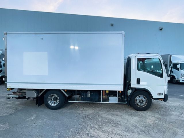Isuzu ELF TRUCK 2017-01 4491-8