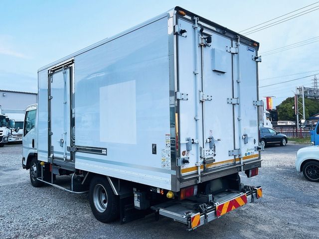 Isuzu ELF TRUCK 2017-01 4491-7