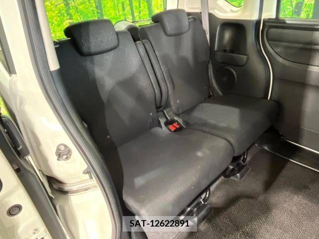 Honda N BOX CUSTOM 2015-09 247759-9