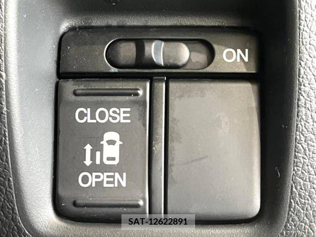 Honda N BOX CUSTOM 2015-09 247759-3