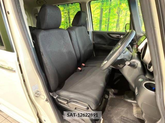 Honda N BOX CUSTOM 2015-09 247759-8