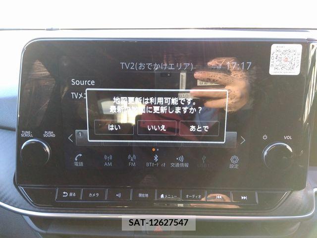 Nissan NOTE 2022-01 222038-4