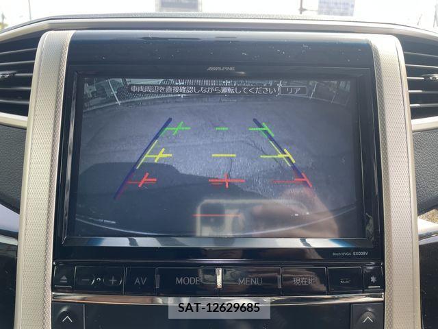 Toyota ALPHARD 2013-11 227924-12