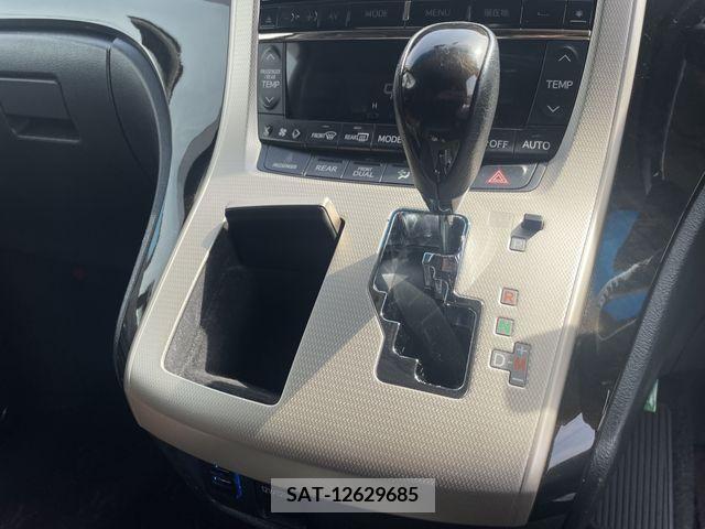 Toyota ALPHARD 2013-11 227924-14