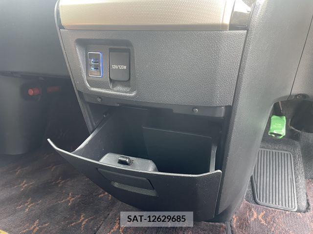 Toyota ALPHARD 2013-11 227924-15