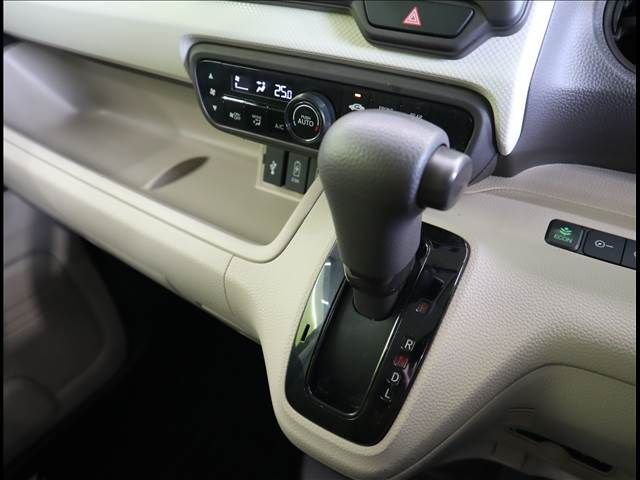 Honda N BOX 2020-10 20287-14