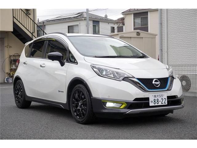 Nissan NOTE 2019-10 189875-1