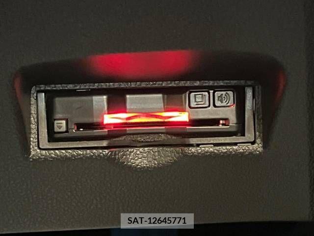 Toyota PRIUS 2022-09 322516-6