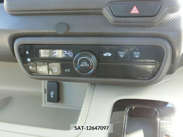 Honda N BOX 2020-03 214825-11