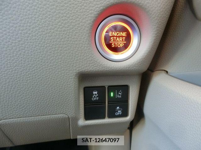 Honda N BOX 2020-03 214825-12