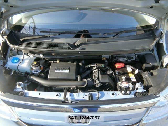 Honda N BOX 2020-03 214825-17