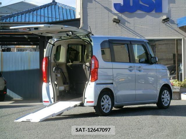 Honda N BOX 2020-03 214825-0