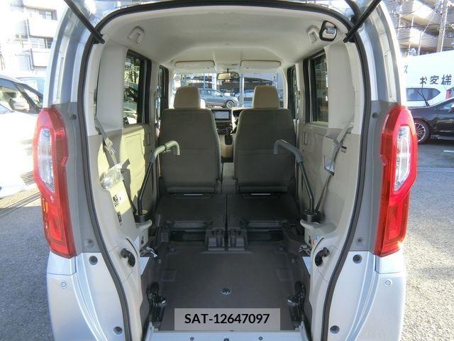 Honda N BOX 2020-03 214825-4