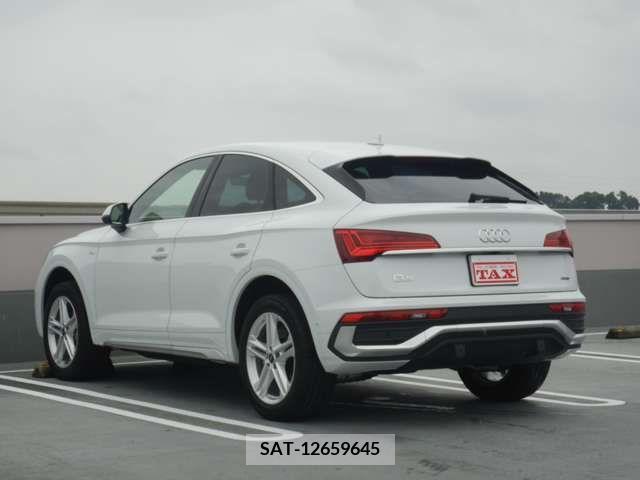 Audi Q5 2022-05 337799-6