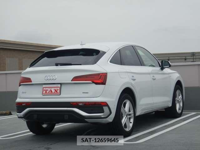 Audi Q5 2022-05 337799-2