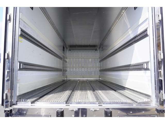 Hino RANGER 2021-08 3803-19
