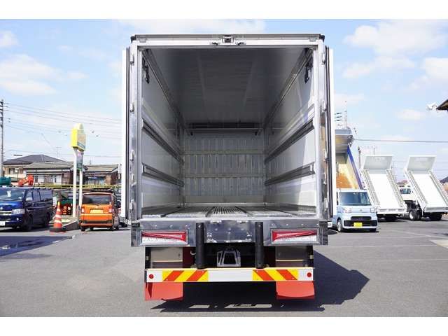 Hino RANGER 2021-08 3803-18