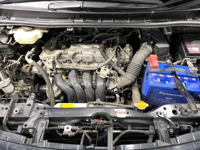 Toyota VOXY 2014-09 13916-18
