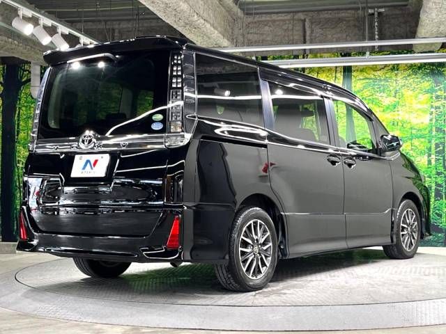 Toyota VOXY 2014-09 13916-17