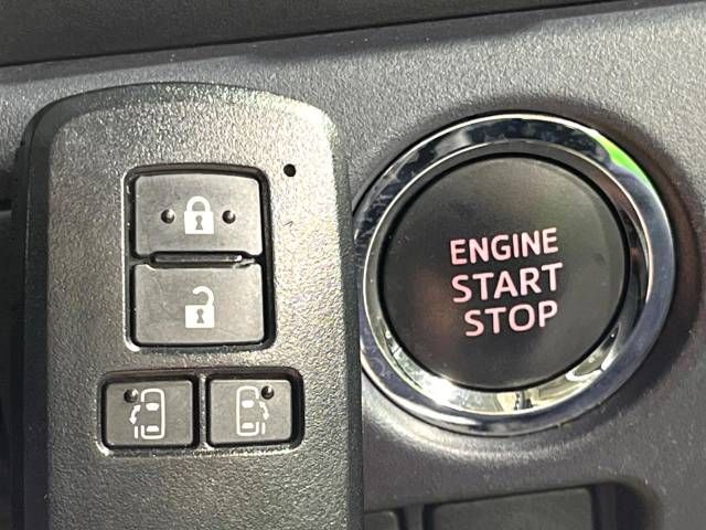 Toyota VOXY 2014-09 13916-6