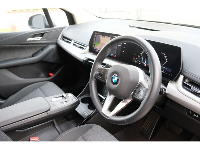Bmw 2 SERIES 2022-08 22404-17