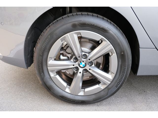 Bmw 2 SERIES 2022-08 22404-22