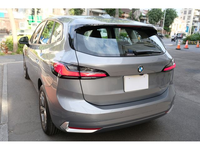 Bmw 2 SERIES 2022-08 22404-2