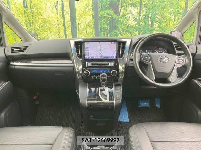 Toyota ALPHARD 2019-05 333210-1