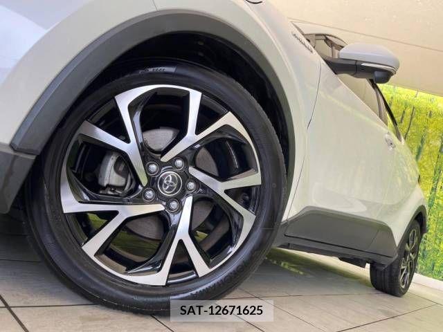 Toyota C-HR 2017-03 265374-13