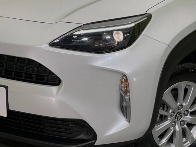 Toyota YARIS CROSS 2023-06 180762-12