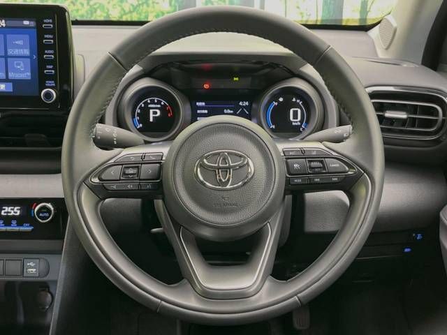 Toyota YARIS CROSS 2023-06 180762-11