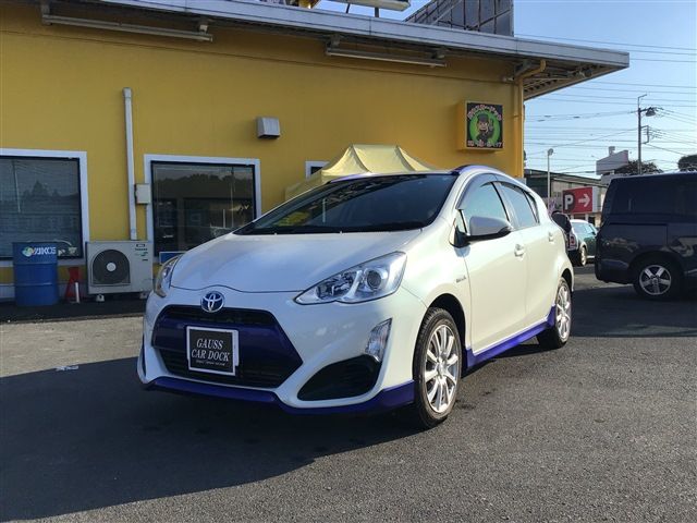 Toyota AQUA 2015-06 16656-24