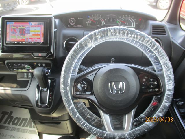 Honda N BOX CUSTOM 2017-12 3222-9