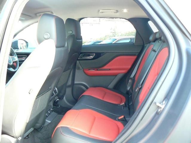 Jaguar F-PACE 2017-01 20918-6