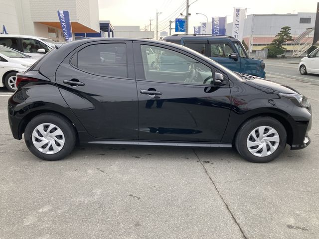 Toyota YARIS 2021-02 1752-5