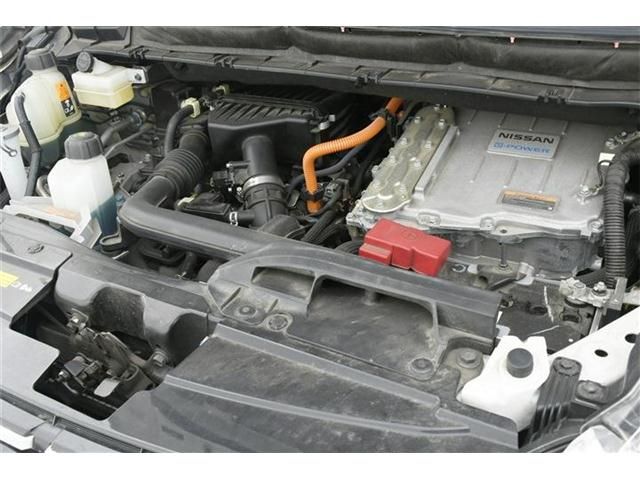 Nissan SERENA 2020-03 196366-10