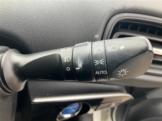 Toyota PRIUS 2020-04 190863-15