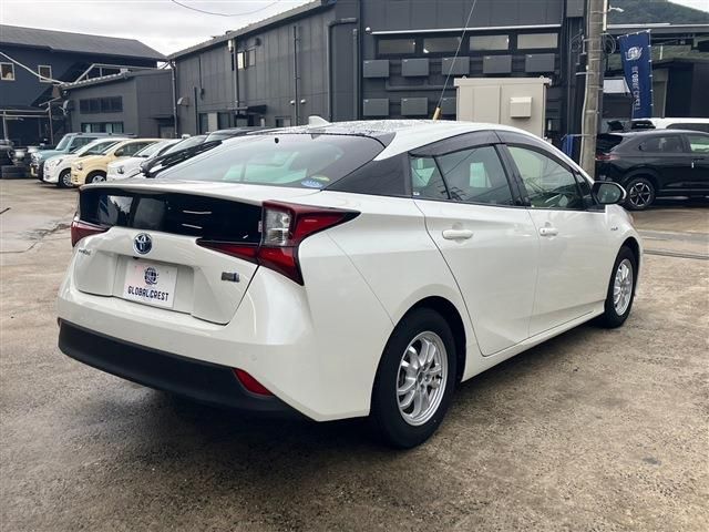 Toyota PRIUS 2020-04 190863-7