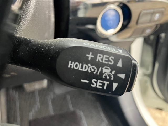 Toyota PRIUS 2020-04 190863-16
