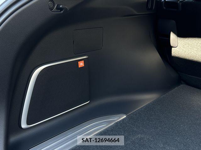 Toyota HARRIER 2024-06 272358-6