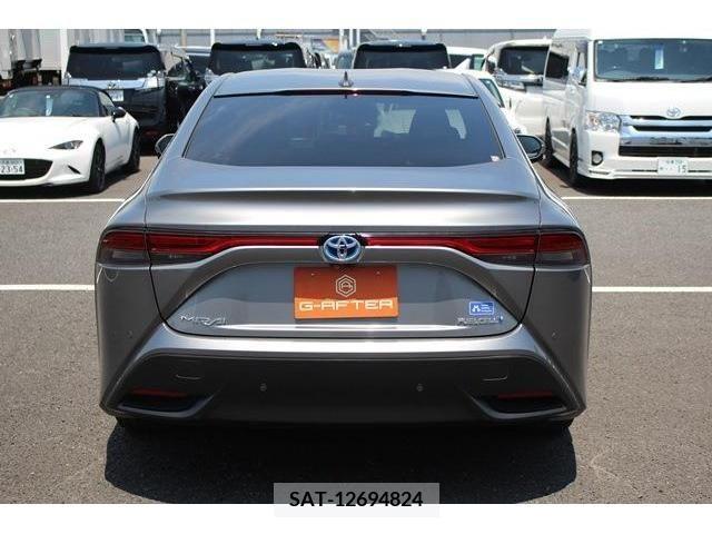 Toyota Mirai 2021-07 351356-9