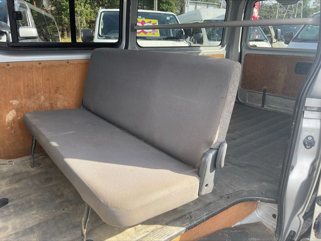 Toyota HIACE VAN 2011-12 190327-18