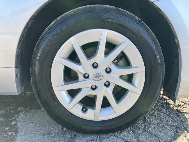 Toyota PRIUS ALPHA 2012-07 29129-8