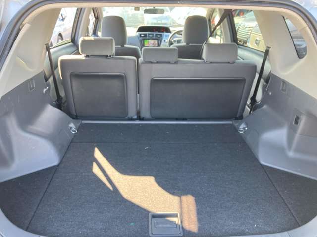 Toyota PRIUS ALPHA 2012-07 29129-26