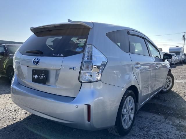 Toyota PRIUS ALPHA 2012-07 29129-5