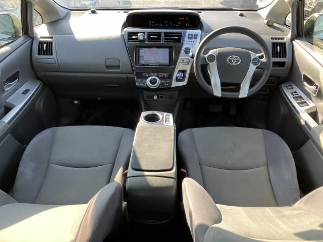 Toyota PRIUS ALPHA 2012-07 29129-1