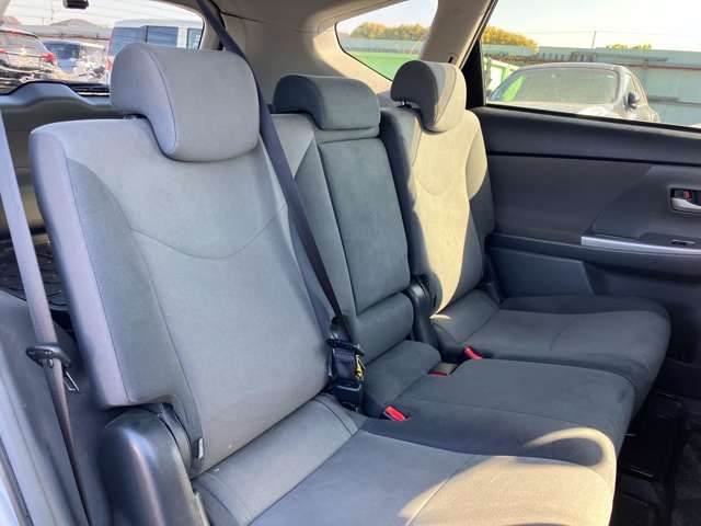 Toyota PRIUS ALPHA 2012-07 29129-22