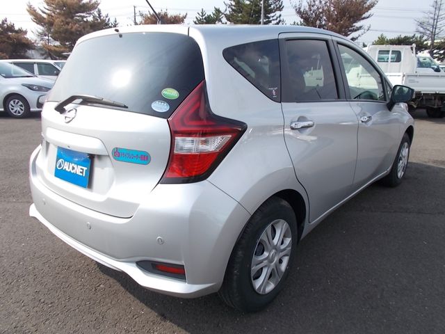 Nissan NOTE 2018-10 16425-7