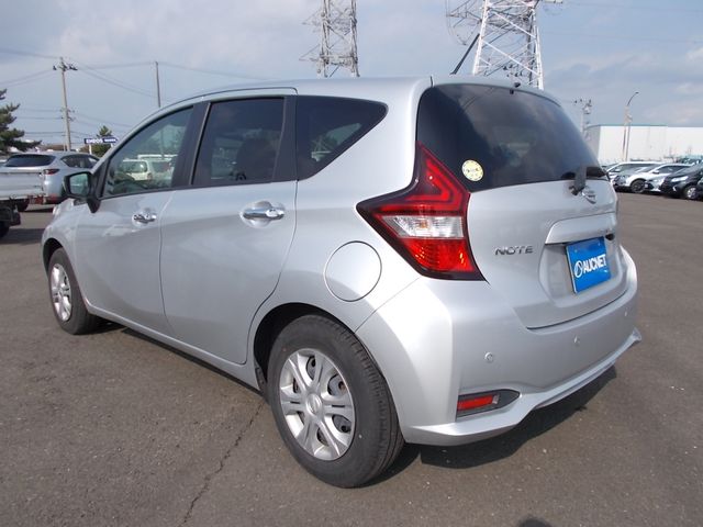 Nissan NOTE 2018-10 16425-2