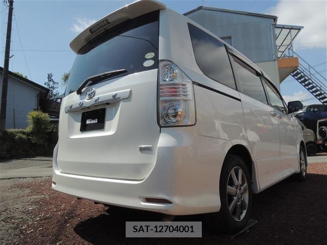 Toyota VOXY 2009-08 289145-9